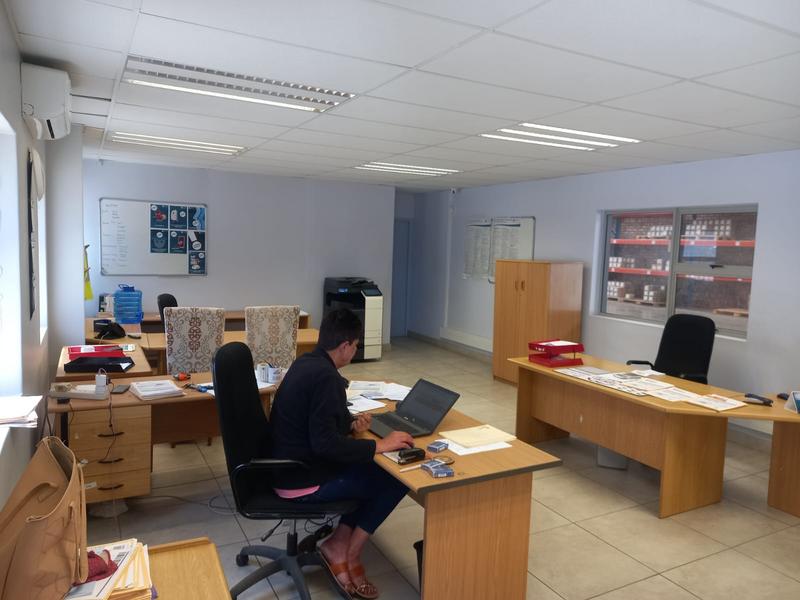 To Let commercial Property for Rent in Walmer Eastern Cape